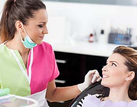 Emergency dentist in Chesterfield helping a patient